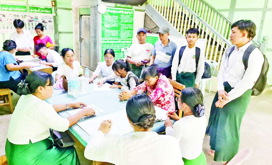 ပညာခေတ်မှာပညာရှာဖို့ ကျောင်းအပ်နှံကြပါစို့