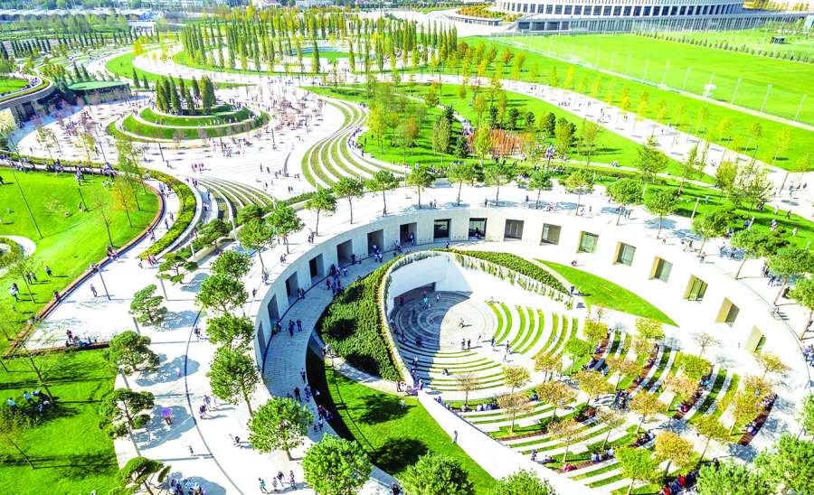 မော်စကိုမြို့၌ Healthy Moscow စီမံကိန်းများ ချမှတ်ဆောင်ရွက်ထားရှိမှုကို တွေ့ရစဉ်။
