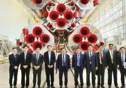 မဝေးသည့်နှလုံးသား ပိုနီးလာသည်